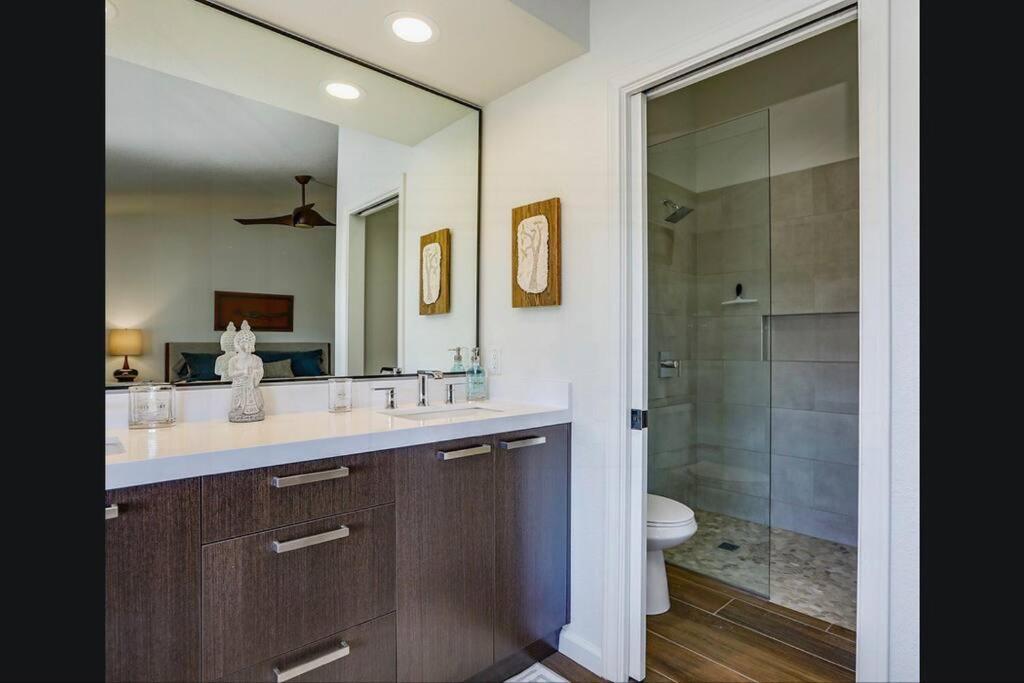 Breathtaking Roadrunner Heights Holiday home