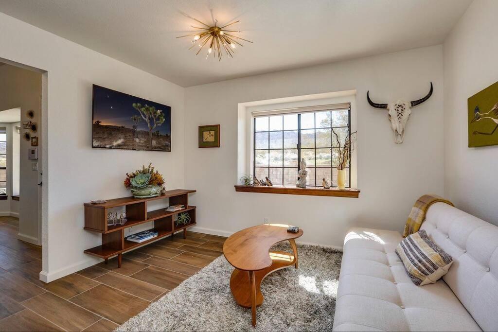 Breathtaking Roadrunner Heights Holiday home Joshua Tree