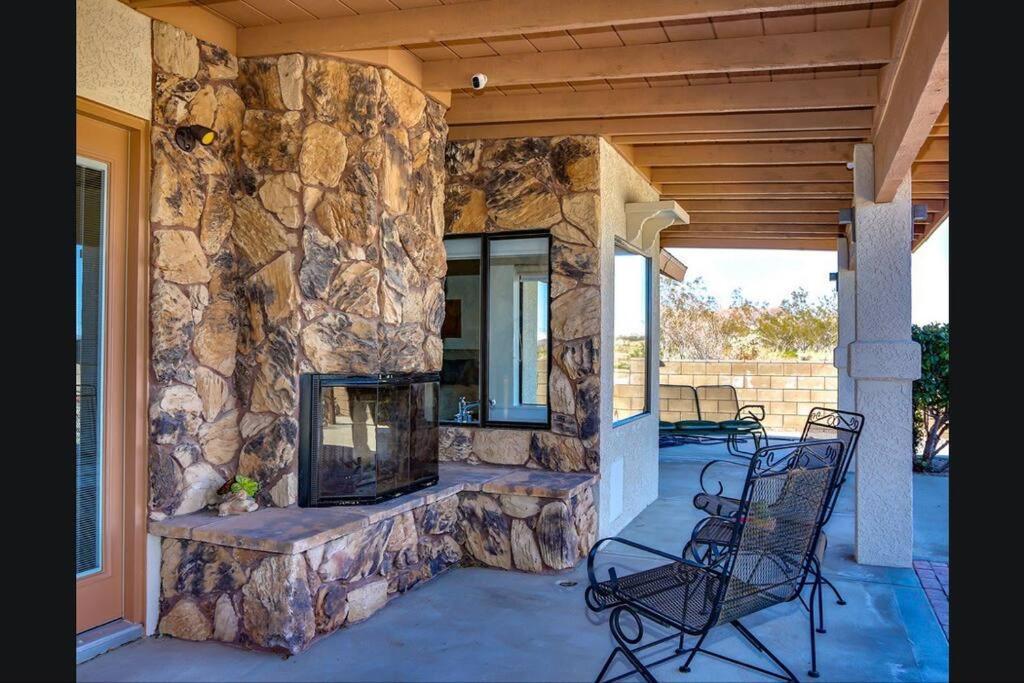 Breathtaking Roadrunner Heights * Joshua Tree